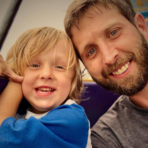 Meet your Posher, Chris - Picture 1 of 1